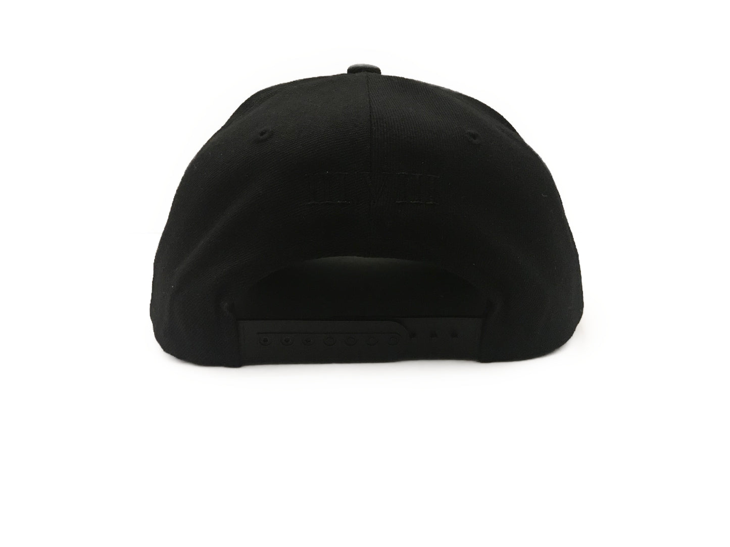 "SNAPBACK" - TRIPLE BLACK